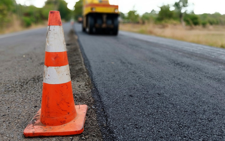 Újabb rekordot hozhatnak a tavasszal meginduló útfelújítások