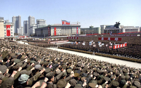 Koreai-félsziget - Atomháborús propagandavideót tett közzé Phenjan