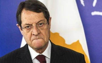 Ciprus állampolgárságot adna a veszteseknek