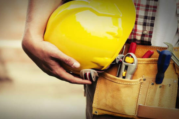 Pozitív hatással lesz az építőiparra az új otthonfelújítási program piaci szereplők szerint