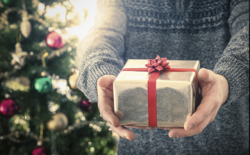 Idén ugyanannyit szánnak a magyarok karácsonyi ajándékra, mint tavaly egy kutatás szerint