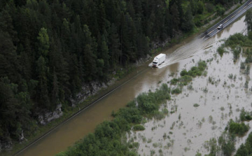 Árvíz Norvégiában, evakuálják a lakosságot