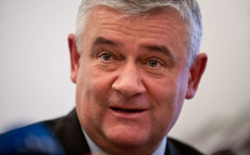 Sme: alkoholelvonó kúrára kerülhet Slota