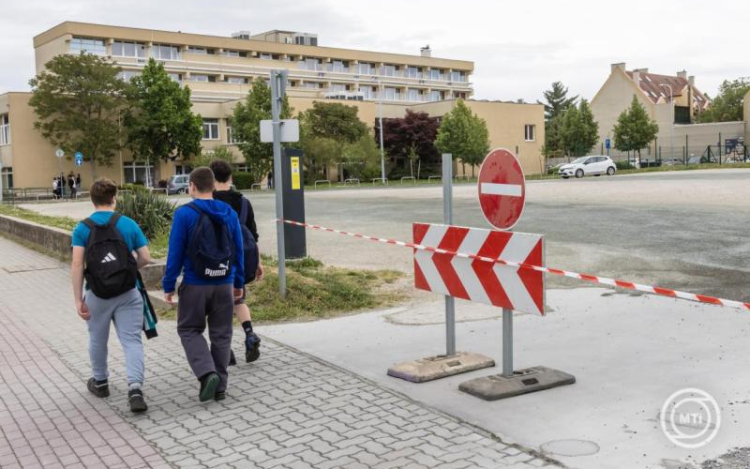 Azbesztszennyezés - Zalában több településen utak, bicikliutak és parkolók is szennyezettek lehetnek